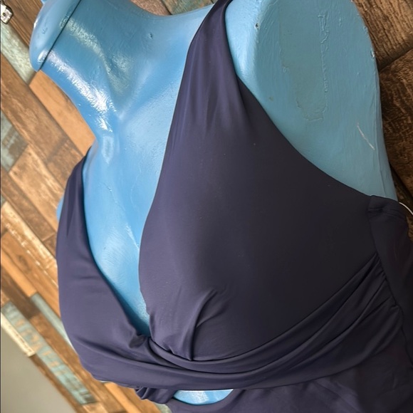 LA BlANCA 12 Women’s Navy Swimsuit - Picture 6 of 16